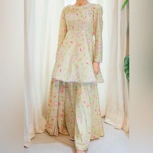 Floral Long Sleeve 3 Piece Pakistani Shalwar Kameez
